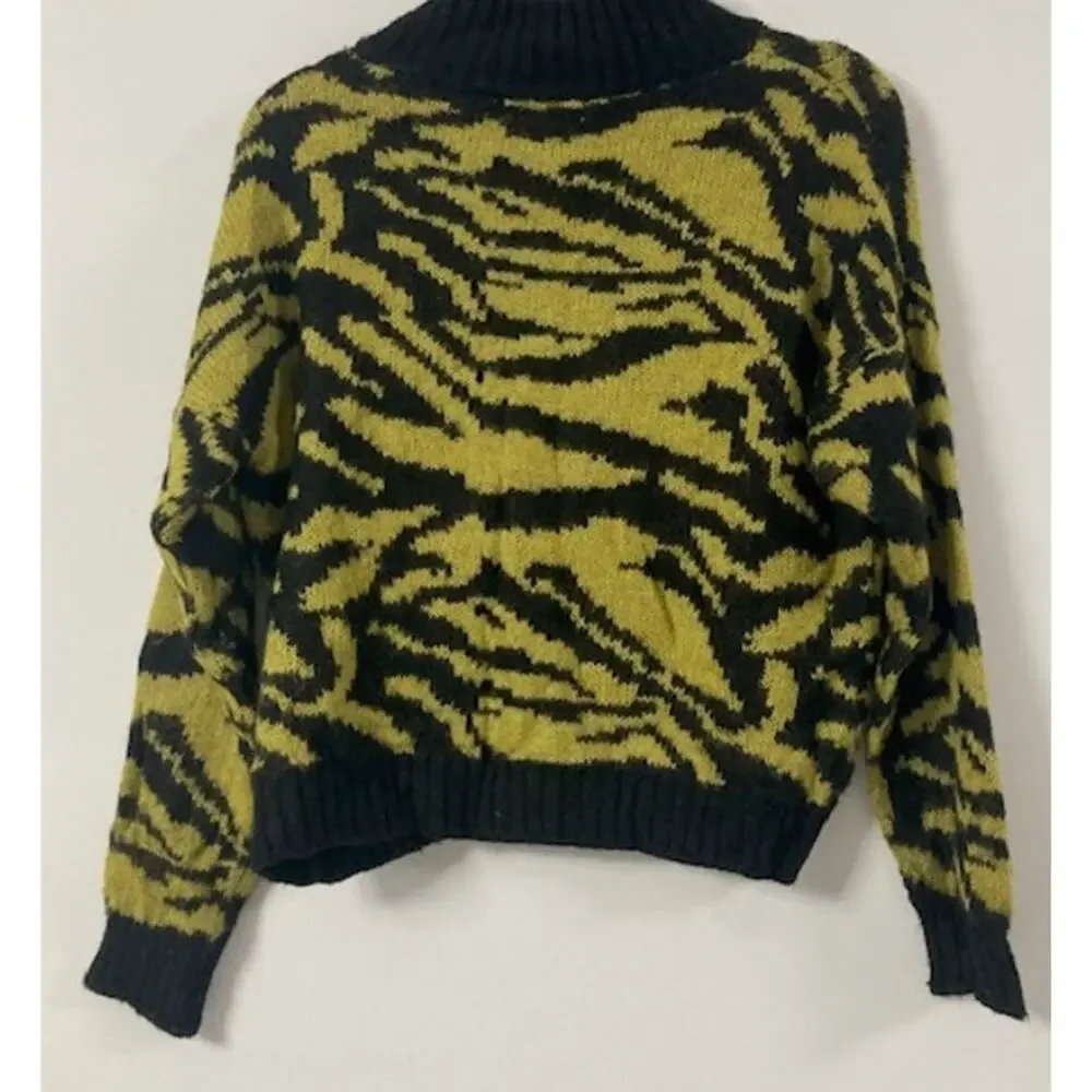 HaveONE Made in Italy Animal Print Sweater Women See Measurements